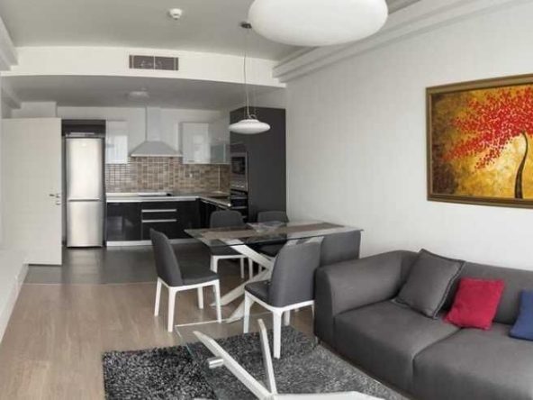 Дава се под наем Едностаен апартамент в Пловдив, Южен - 32 кв.м за 198.9 € - Снимка #1