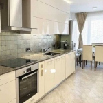 Дава се под наем Тристаен апартамент в София, Света Троица - 95 кв.м за 525 € - Снимка #1