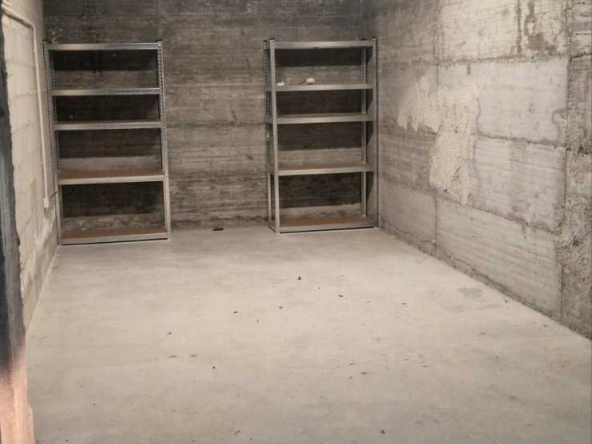 Дава се под наем Гараж / Паркомясто в Пловдив, Южен - 18 кв.м за 61.2 € - Снимка #1