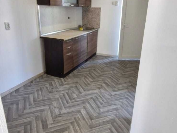 Дава се под наем Двустаен апартамент в София, Левски - 55 кв.м за 350 € - Снимка #1