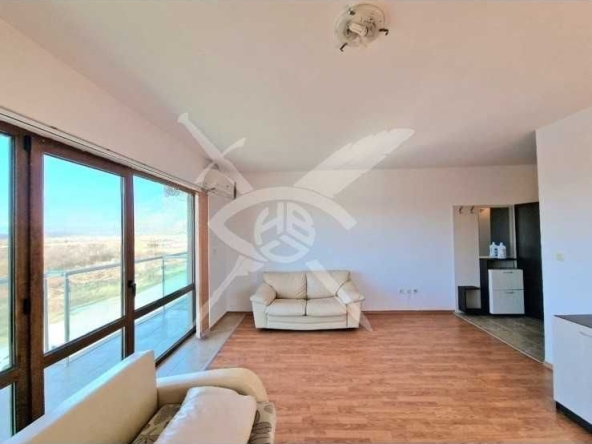 Едностаен апартамент в к.к. Слънчев бряг - 58 кв.м за 1000 €/кв.м - Снимка #1