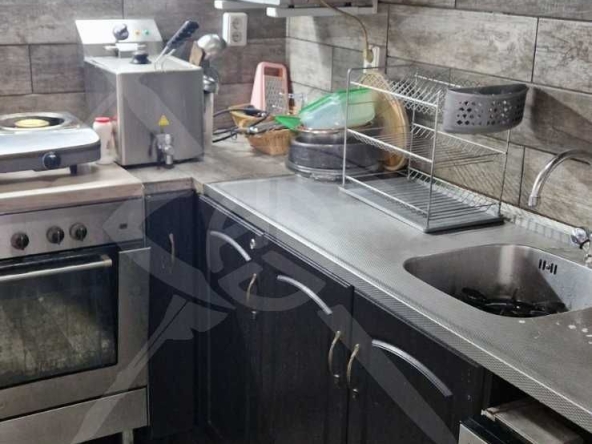 Къща в с. Орехово, Област Смолян - 300 кв.м за 867 €/кв.м - Снимка #1