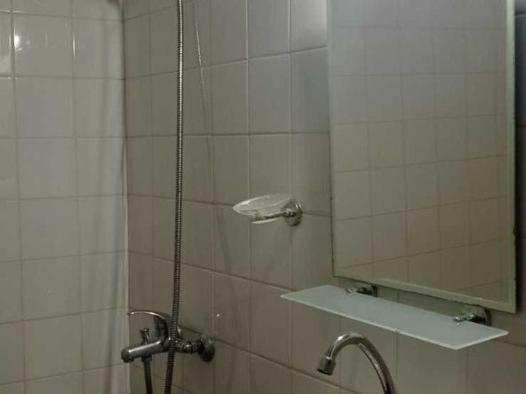 Дава се под наем Двустаен апартамент в Плевен, Дружба 1 - 72 кв.м за 255 € - Снимка #1