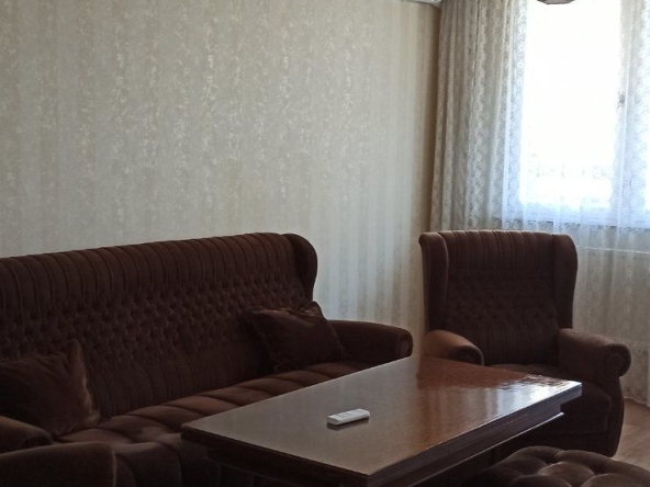 Дава се под наем Двустаен апартамент в София, Хиподрума - 79 кв.м за 480 € - Снимка #1