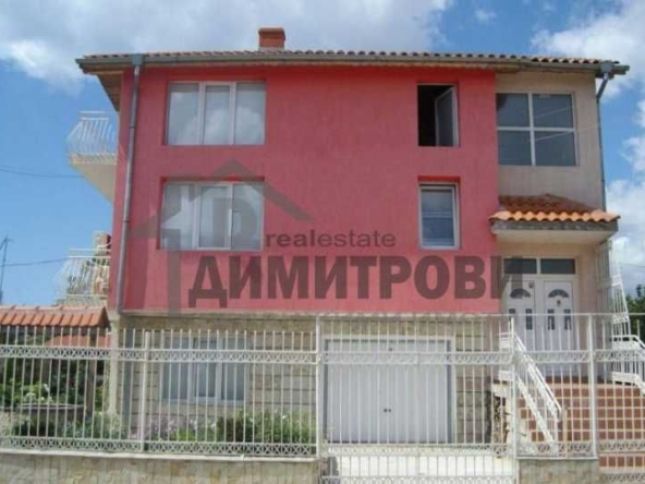 Къща в Каварна - 340 кв.м за 521 €/кв.м - Снимка #1