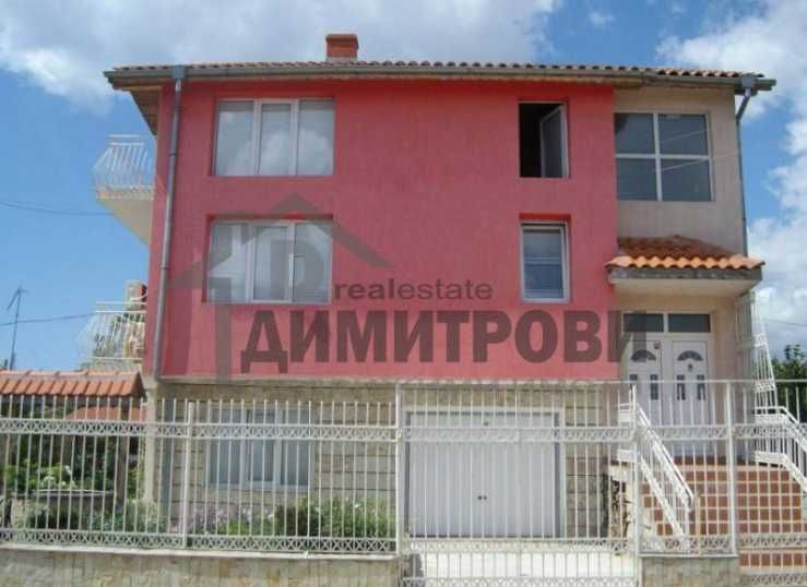 Къща в Каварна - 340 кв.м за 521 €/кв.м - Снимка #1