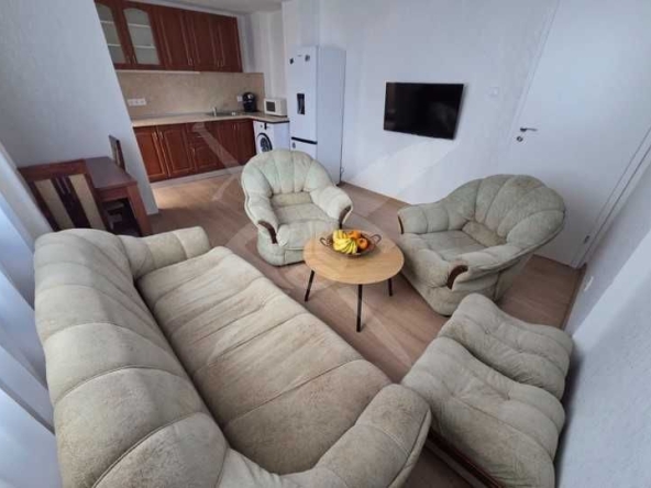 Дава се под наем Етаж от къща в Пловдив, Мараша - 90 кв.м за 648.21 € - Снимка #1