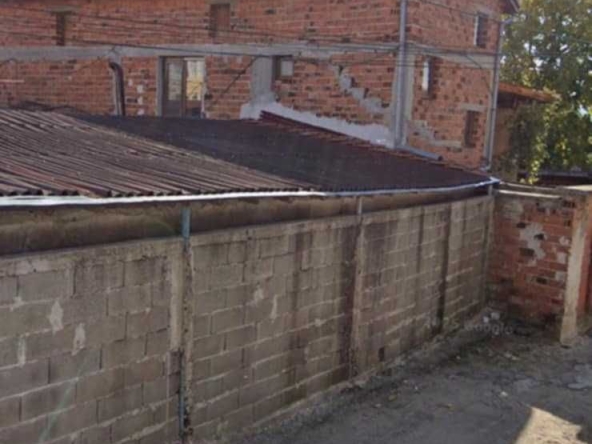 Етаж от къща в Кърджали, Боровец - 300 кв.м за 136 €/кв.м - Снимка #1