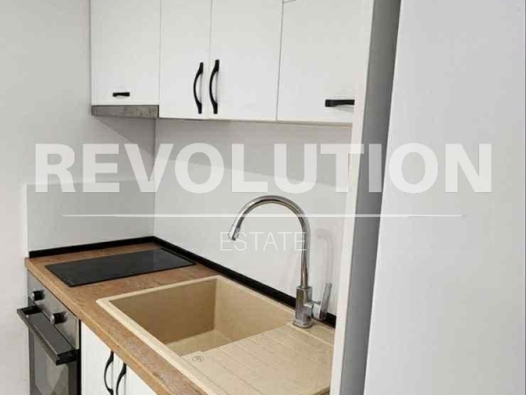 Дава се под наем Едностаен апартамент в Варна, Виница - 40 кв.м за 300 € - Снимка #1