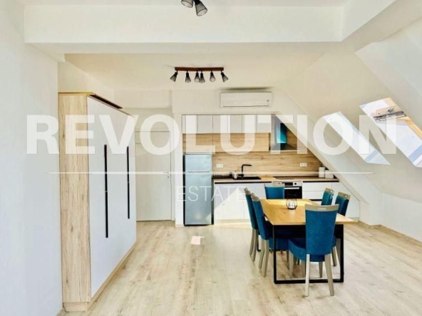 Дава се под наем Тристаен апартамент в Варна, Бриз - 75 кв.м за 997.05 € - Снимка #1