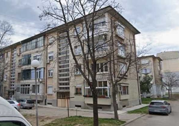 Тристаен апартамент в Димитровград - 78 кв.м за 418 €/кв.м - Снимка #1