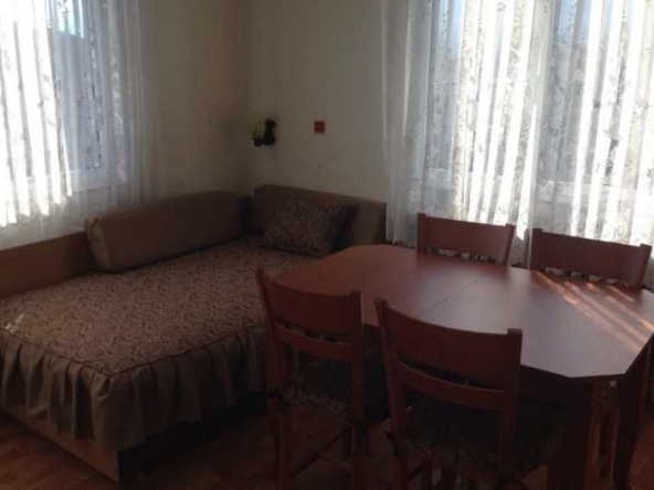 Дава се под наем Тристаен апартамент в Пловдив, Гагарин - 90 кв.м за 362.1 € - Снимка #1