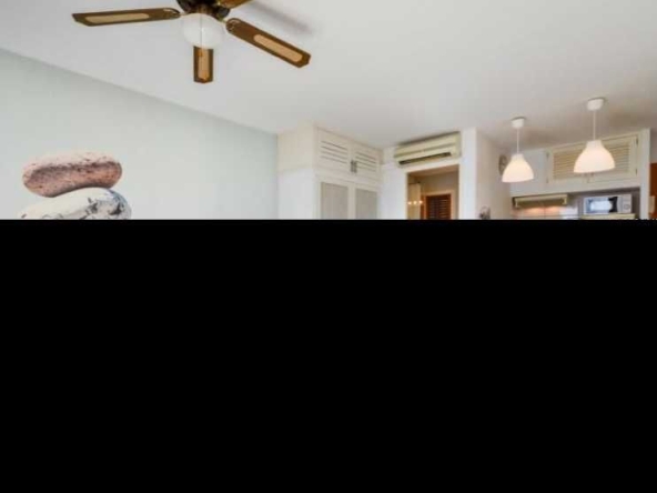 Дава се под наем Едностаен апартамент в Пловдив, Тракия - 40 кв.м за 153 € - Снимка #1