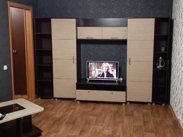 Дава се под наем Двустаен апартамент в Пловдив, Изгрев - 67 кв.м за 341.7 € - Снимка #1