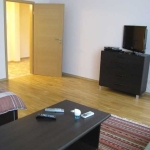 Дава се под наем Четиристаен апартамент в Пловдив, Тракия - 90 кв.м за 306 € - Снимка #1