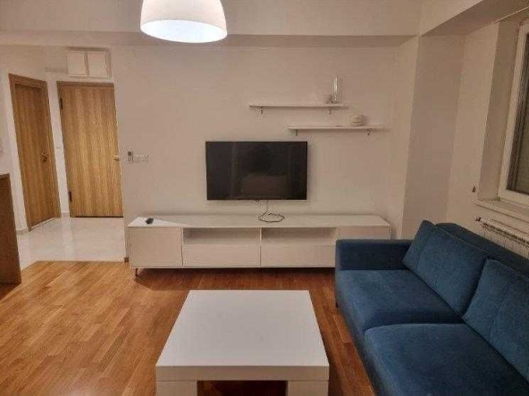 Дава се под наем Двустаен апартамент в Бургас, Възраждане - 60 кв.м за 204 € - Снимка #1