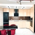 Дава се под наем Двустаен апартамент в Пловдив, Гагарин - 60 кв.м за 290.7 € - Снимка #1