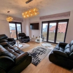 Дава се под наем Двустаен апартамент в Пловдив, Младежки Хълм - 60 кв.м за 348.84 € - Снимка #1