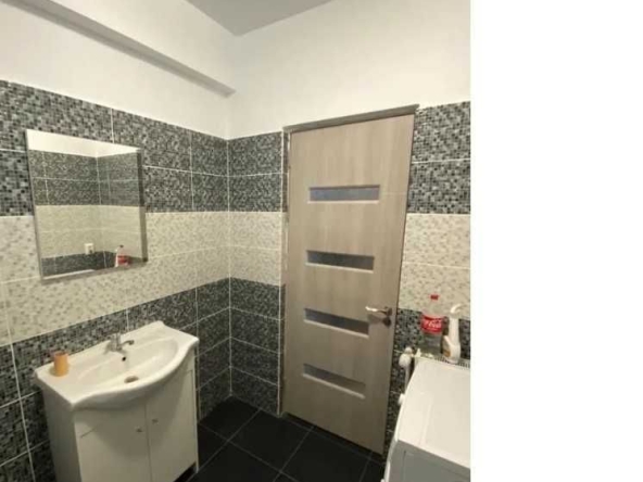 Дава се под наем Едностаен апартамент в Пловдив, Център - 27 кв.м за 153 € - Снимка #1