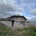 Промишлена сграда в Брезник - 800 кв.м за 702 €/кв.м - Снимка #1