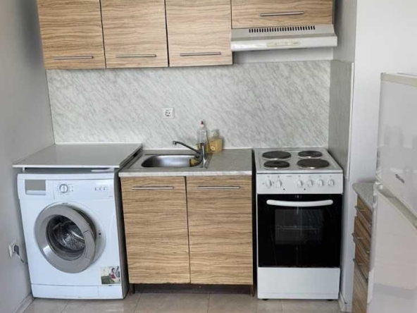 Дава се под наем Двустаен апартамент в София, Овча купел - 55 кв.м за 547.23 € - Снимка #1