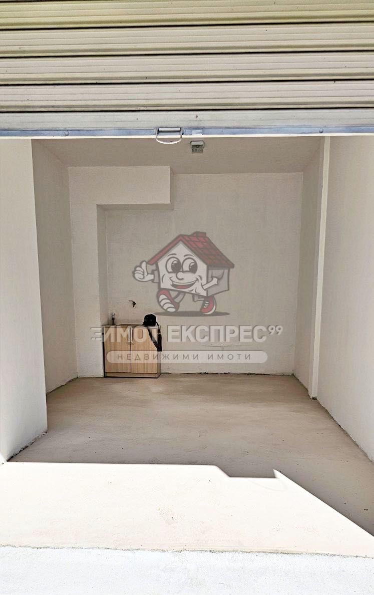 Дава се под наем Гараж / Паркомясто в Асеновград - 15 кв.м за 76.5 € - Снимка #1