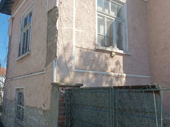 Къща в с. Калояновец, Област Стара Загора - 200 кв.м за 175 €/кв.м - Снимка #1