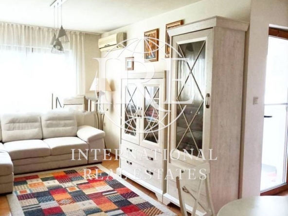 Двустаен апартамент в Варна, Център - 75 кв.м за 1918 €/кв.м - Снимка #1