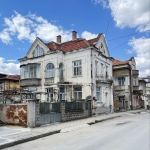Етаж от къща в Русе, Дружба 1 - 118 кв.м за 584 €/кв.м - Снимка #1