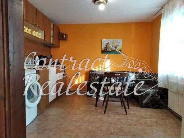 Дава се под наем Двустаен апартамент в Варна, м-т Траката - 40 кв.м за 234.6 € - Снимка #1