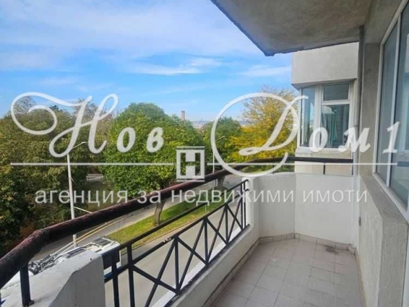 Четиристаен апартамент в Варна, Аспарухово - 108 кв.м за 1574 €/кв.м - Снимка #1
