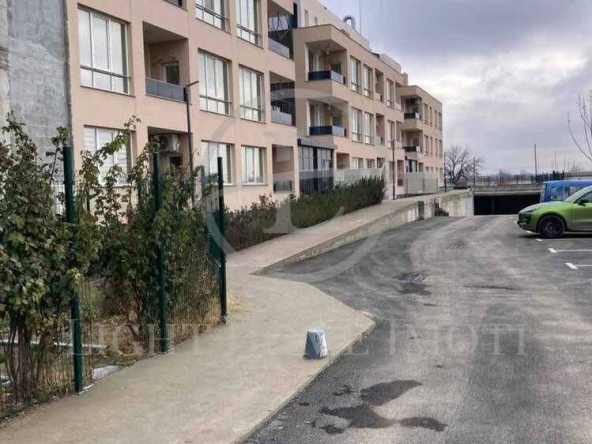 Гараж / Паркомясто в Пловдив, Христо Смирненски - 18 кв.м за 822 €/кв.м - Снимка #1