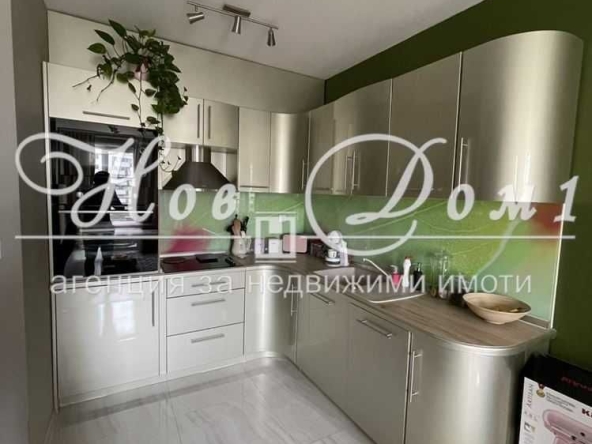 Дава се под наем Двустаен апартамент в Варна, Победа - 65 кв.м за 561 € - Снимка #1