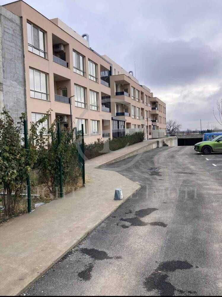 Гараж / Паркомясто в Пловдив, Христо Смирненски - 18 кв.м за 1639 €/кв.м - Снимка #1