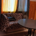 Дава се под наем Двустаен апартамент в Бургас, Славейков - 40 кв.м за 127.5 € - Снимка #1