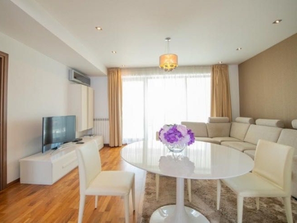 Двустаен апартамент в София, Банишора - 70 кв.м за 1786 €/кв.м - Снимка #1