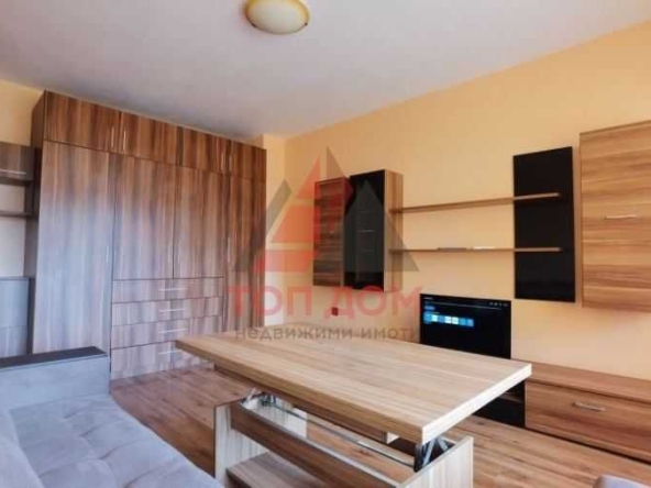 Дава се под наем Двустаен апартамент в Варна, Възраждане 1 - 50 кв.м за 357 € - Снимка #1