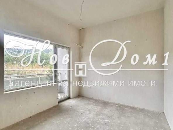 Двустаен апартамент в Варна, Център - 37 кв.м за 1446 €/кв.м - Снимка #1