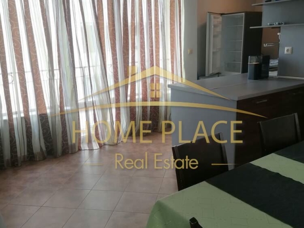 Дава се под наем Тристаен апартамент в Варна, Червен площад - 90 кв.м за 610.98 € - Снимка #1