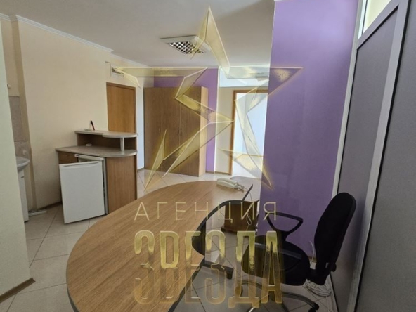 Офис в Пловдив, Център - 70 кв.м за 1020 €/кв.м - Снимка #1