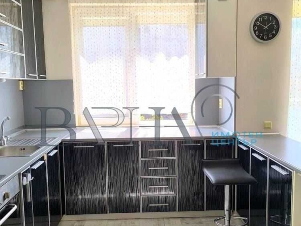 Тристаен апартамент в Варна, ХЕИ - 110 кв.м за 1321 €/кв.м - Снимка #1