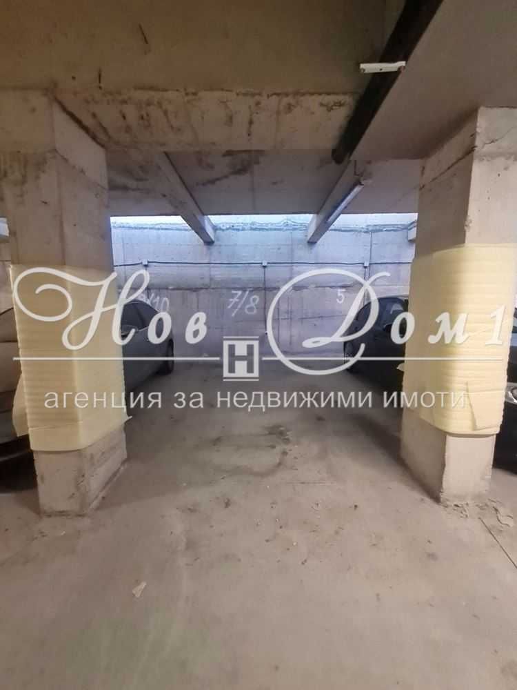 Гараж / Паркомясто в Варна, Колхозен пазар - 13 кв.м за 1099 €/кв.м - Снимка #1