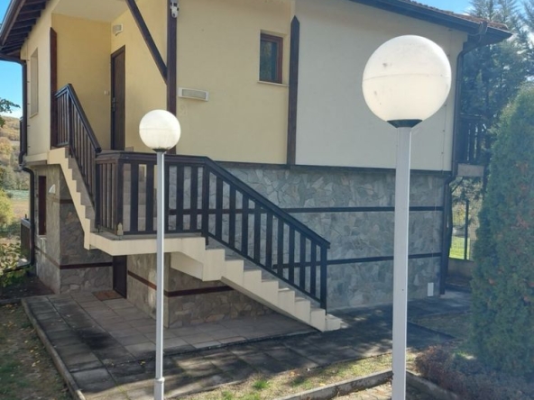 Къща в Земен - 112 кв.м за 510 €/кв.м - Снимка #1