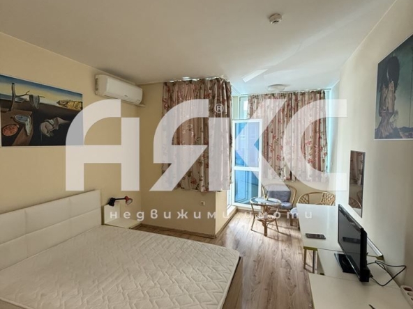 Дава се под наем Едностаен апартамент в София, Студентски град - 42 кв.м за 448.8 € - Снимка #1