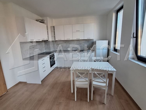 Дава се под наем Двустаен апартамент в София, Витоша - 80 кв.м за 613.02 € - Снимка #1