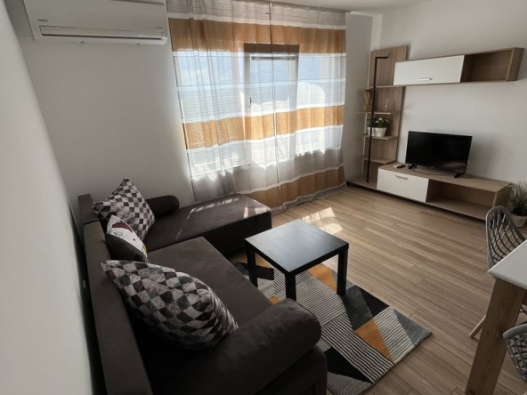 Дава се под наем Тристаен апартамент в София, Люлин 10 - 75 кв.м за 657.9 € - Снимка #1