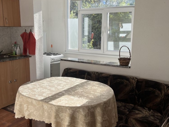 Дава се под наем Двустаен апартамент в Димитровград - 65 кв.м за 228.99 € - Снимка #1