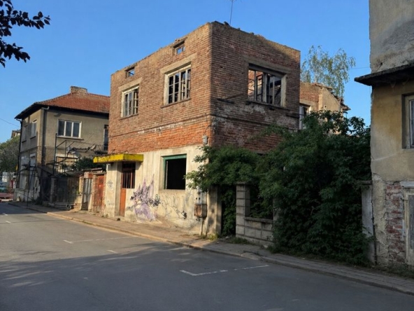 Къща в Казанлък - 200 кв.м за 498 €/кв.м - Снимка #1