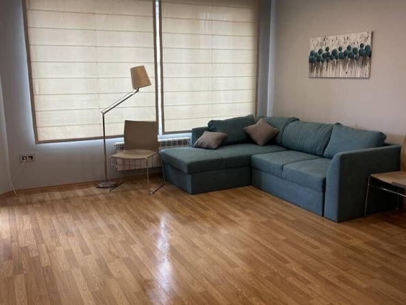 Дава се под наем Тристаен апартамент в София, Витоша - 106 кв.м за 997.05 € - Снимка #1