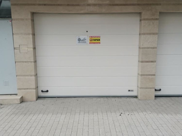 Дава се под наем Гараж / Паркомясто в София, Сухата река - 21 кв.м за 149.43 € - Снимка #1